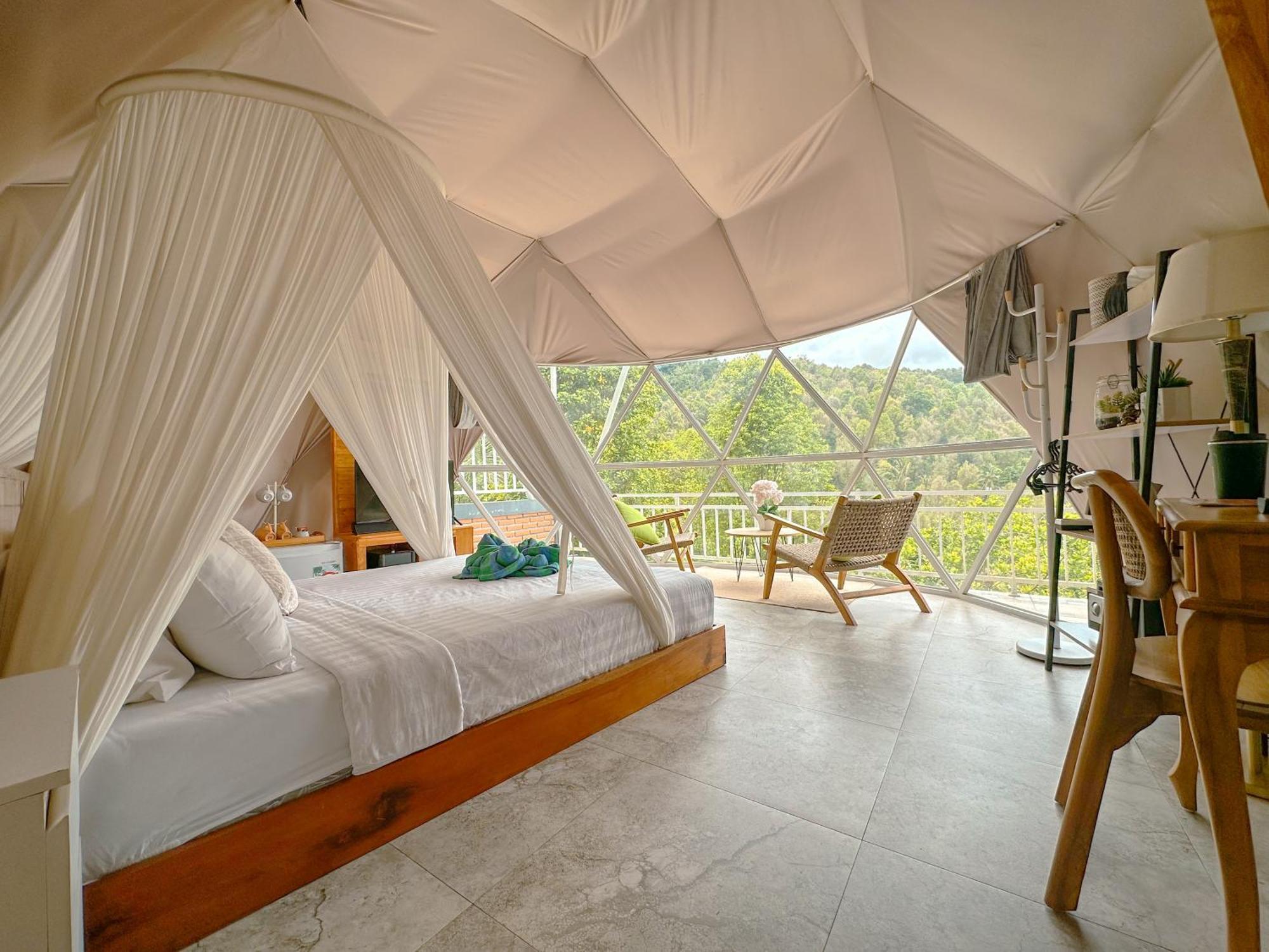 Moondock Luxury Camp Luxury tent *